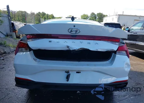 2022 Hyundai Elantra Sel z USA, uszkodzony, nr VIN 5NPLS4AG4NH054812